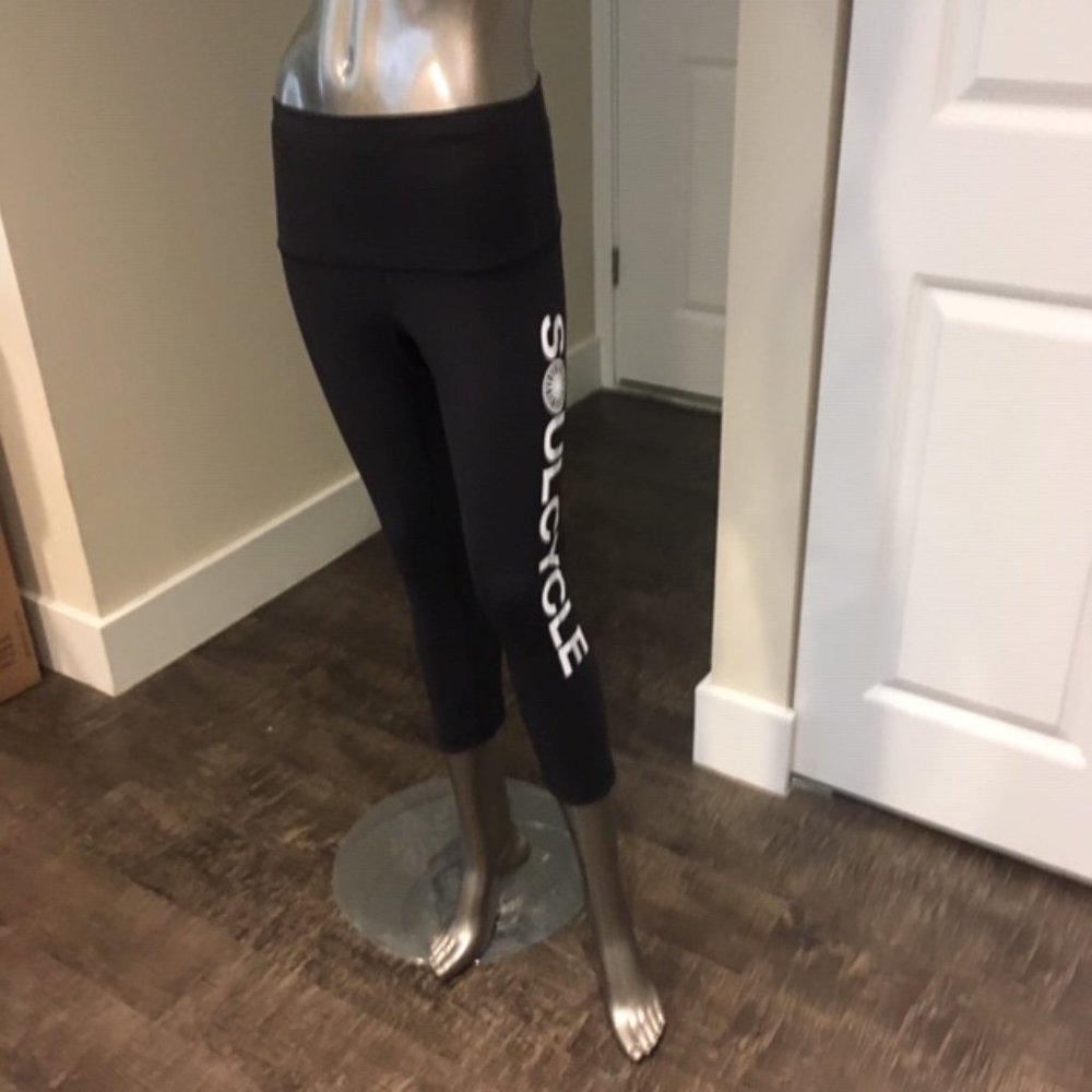 Lululemon Soulcycle Black Wunder Under Crop Size 8 New Tags - Picture 2 of 8